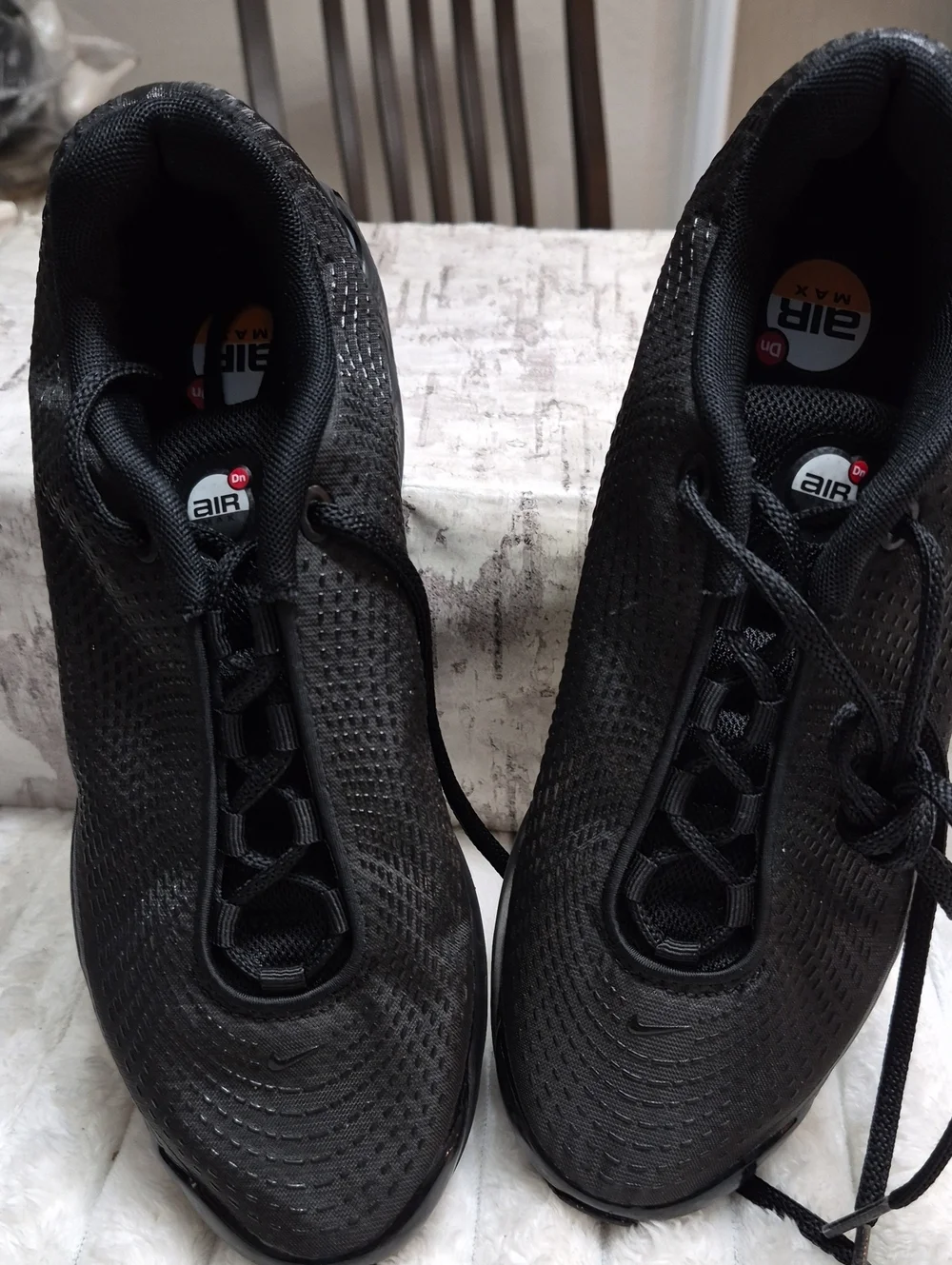 Nike Air Max DN Men's Sz 7 Eur 40 Sneakers $170